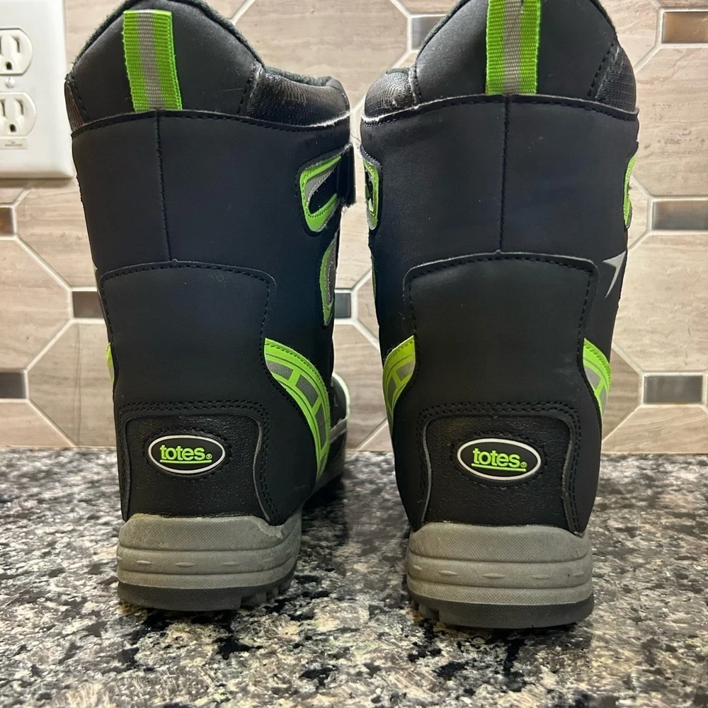 Totes Kids Winter Snow Boots Thinsulate Waterproof Black Green Size 3M